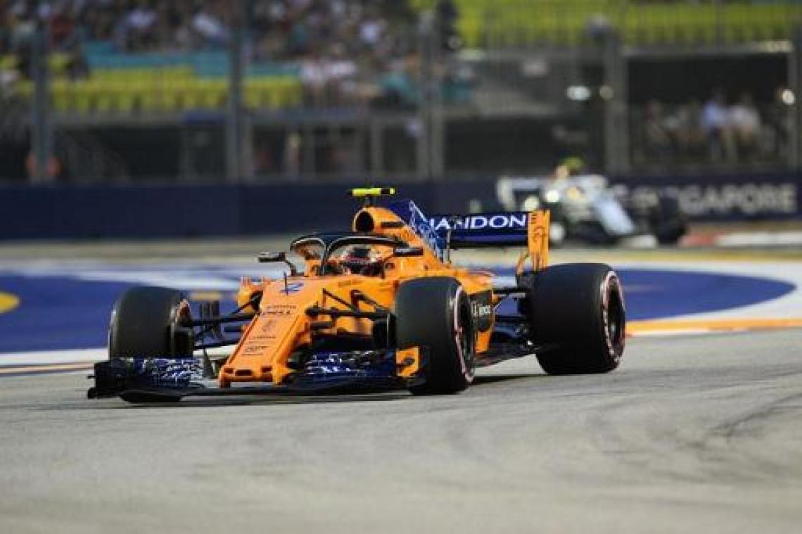 Hamilton verzilvert pole voor zevende seizoenszege, Vandoorne wordt twaalfde