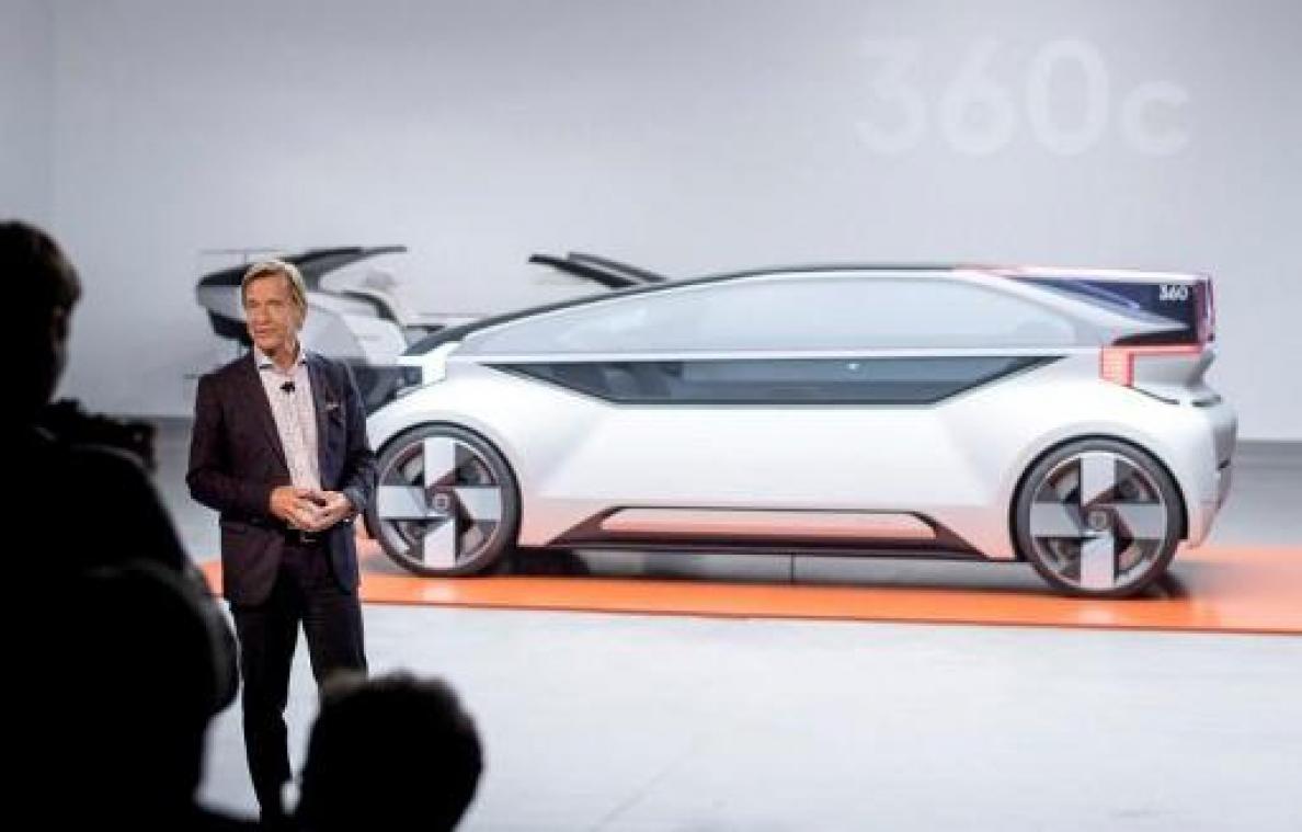 Volvo mag zelfrijdende auto's testen in Zweedse verkeer