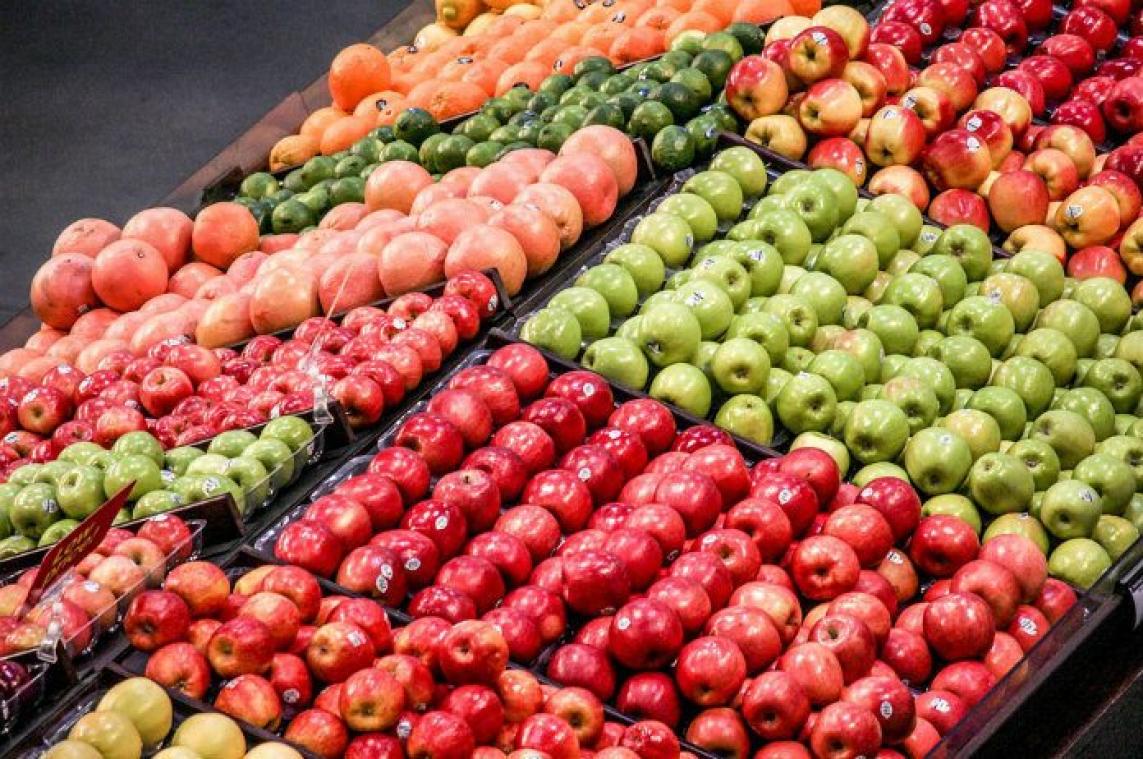 Amerikaanse man gearresteerd omdat hij fruit tegen zijn achterste wreef