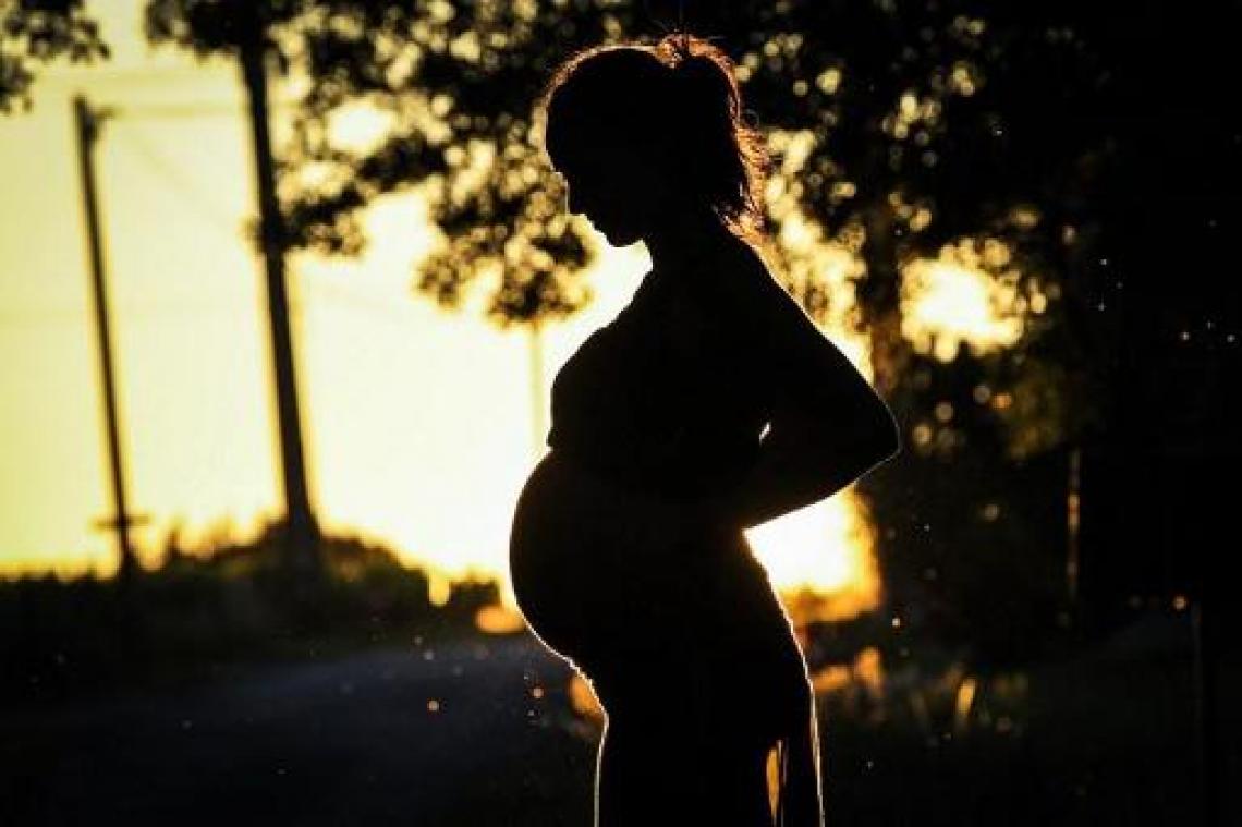 Kamercommissie keurt wetsvoorstel goed dat abortus uit strafwetboek haalt