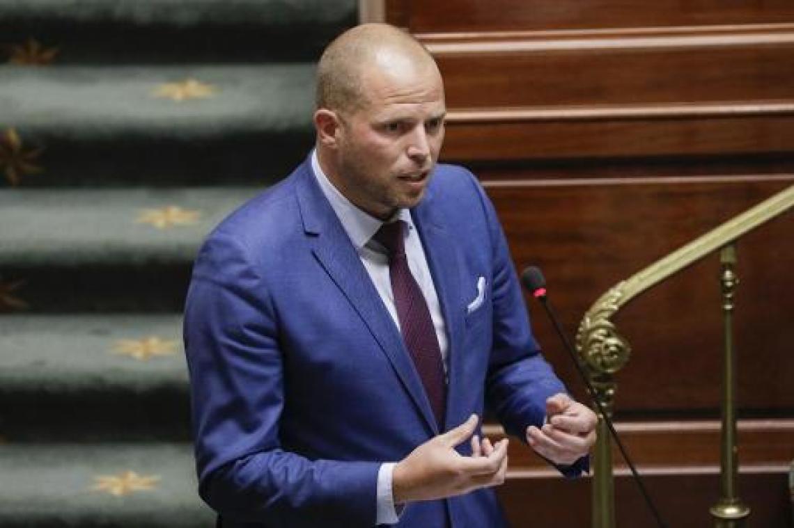 Open Vld en CD&V steunen extra capaciteit, maar zijn kritisch voor communicatie Francken