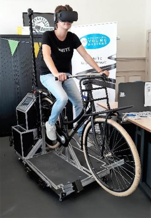 Responsible Young Drivers gaan fietsen onder invloed tegen met 3D-Trippy Bike