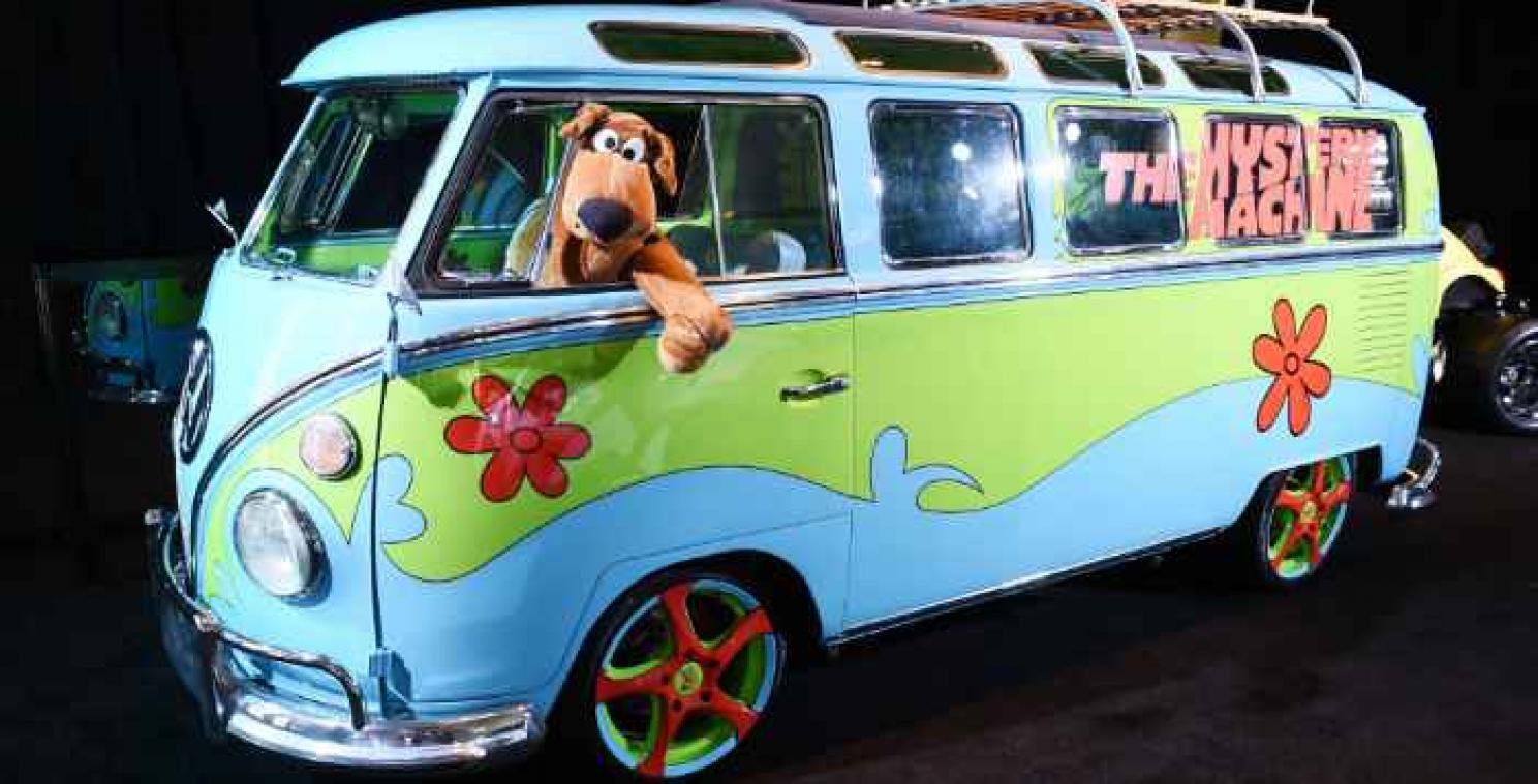 Voortvluchtige vrouw ontsnapt met het busje uit 'Scooby Doo'