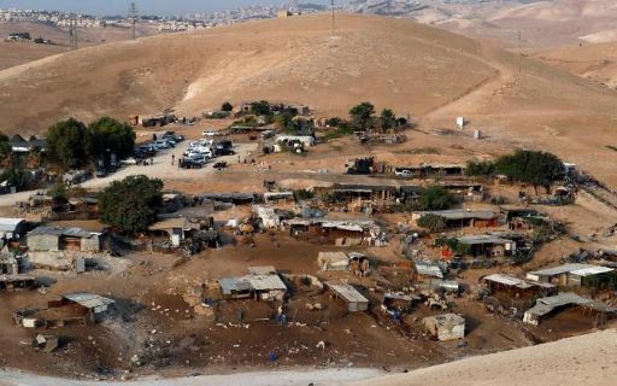 Israel geeft Palestijnse bedoeïnen bevel om eigen huizen te slopen