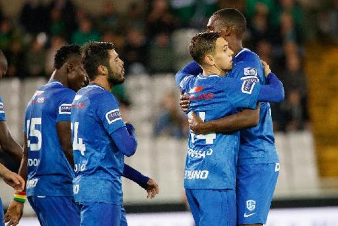 Jupiler Pro League - Racing Genk blijft in spoor van Club Brugge met 2-5 zege op Cercle