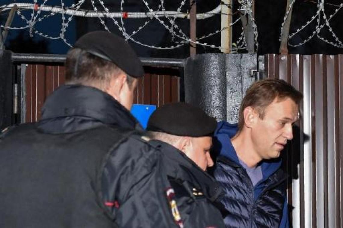 Poetins tegenstander Aleksej Navalni meteen na vrijlating weer opgepakt