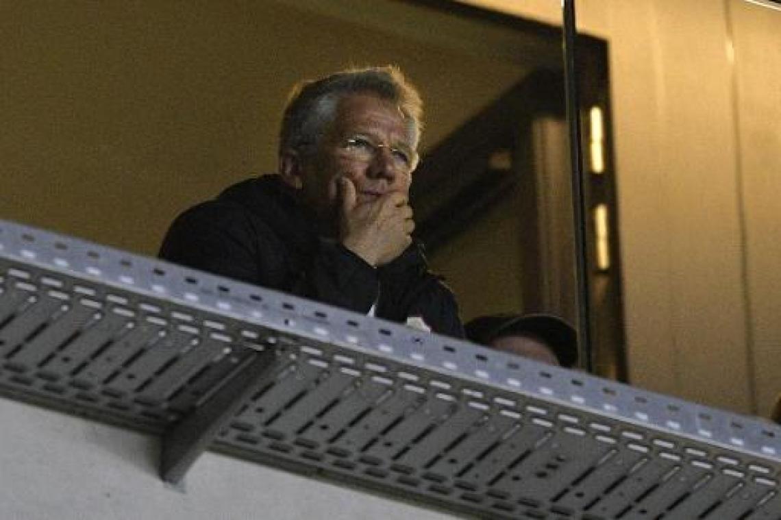 Antwerp-coach Bölöni krijgt 1.000 euro boete voor omzeilen van communicatieverbod