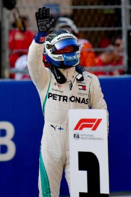 Bottas verovert pole in Grote Prijs van Rusland