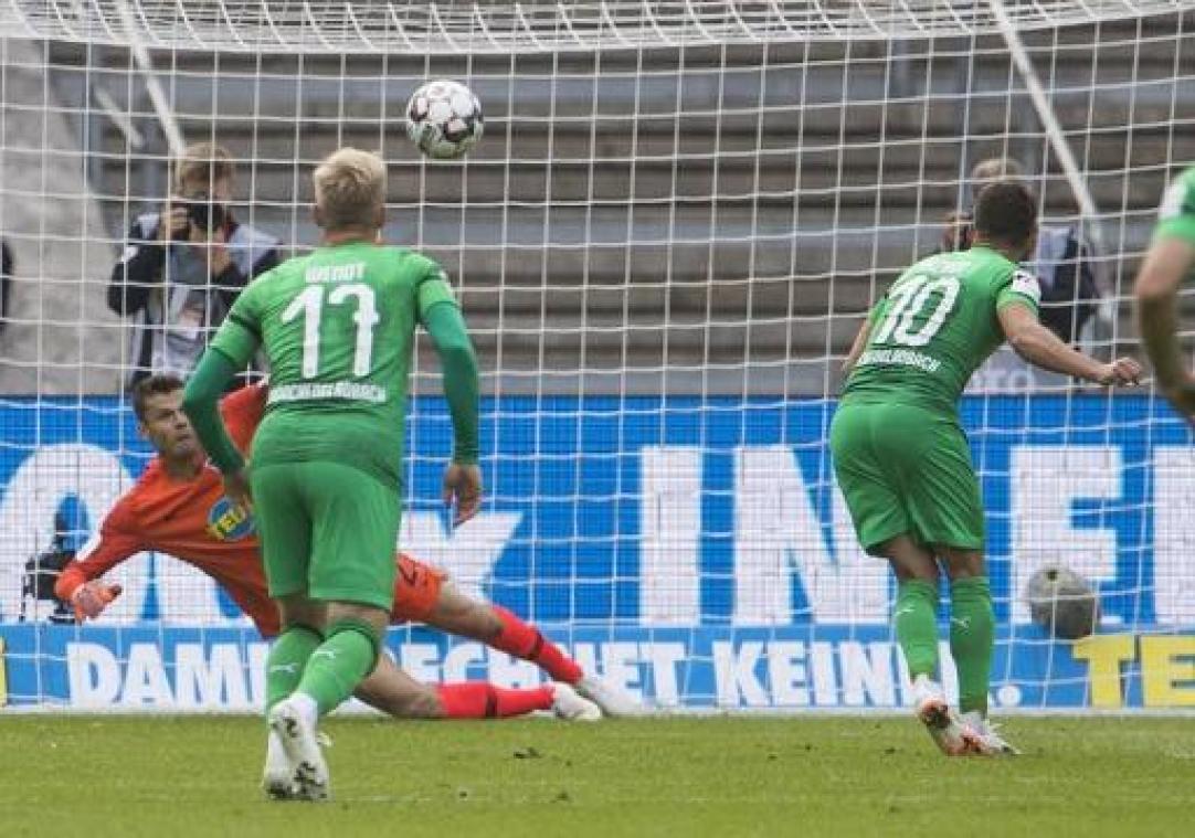 Thorgan Hazard scoort bij Casteels, maar moet punten delen