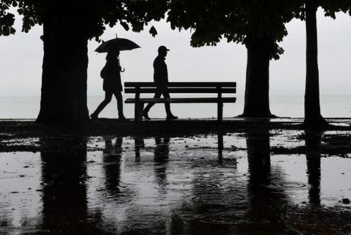 Weerbericht: zwaarbewolkt en lichte regen