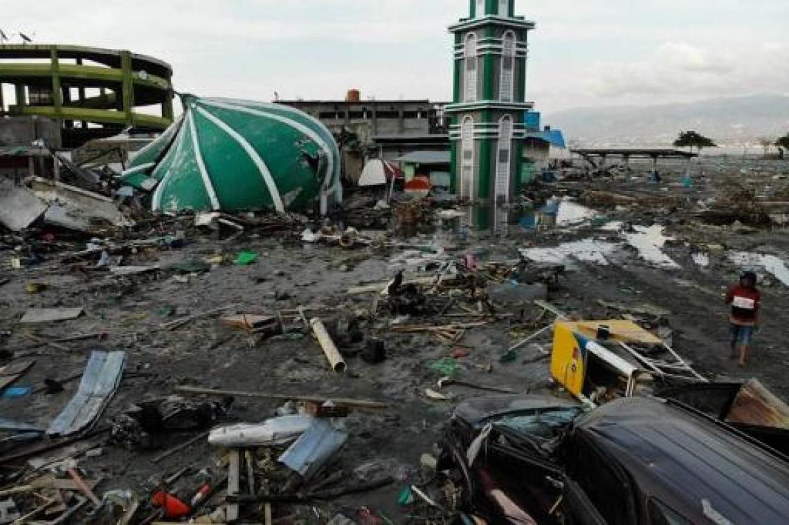 Leger kreeg bevel op plunderaars te schieten na aardbeving en tsunami Sulawesi