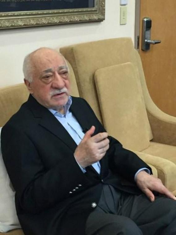 Politie-operatie bij Amerikaanse woning van Turkse prediker Gülen