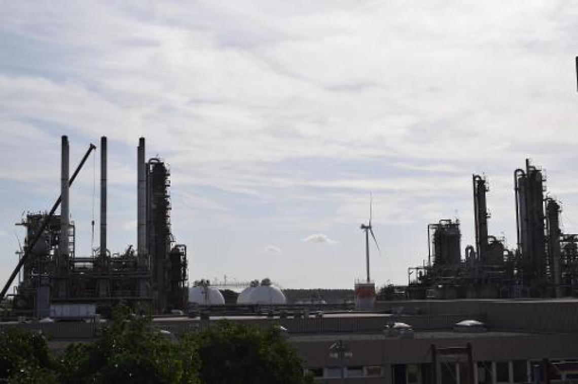 Gemeentelijke fase van rampenplan van kracht door chemisch lek in Tessenderlo