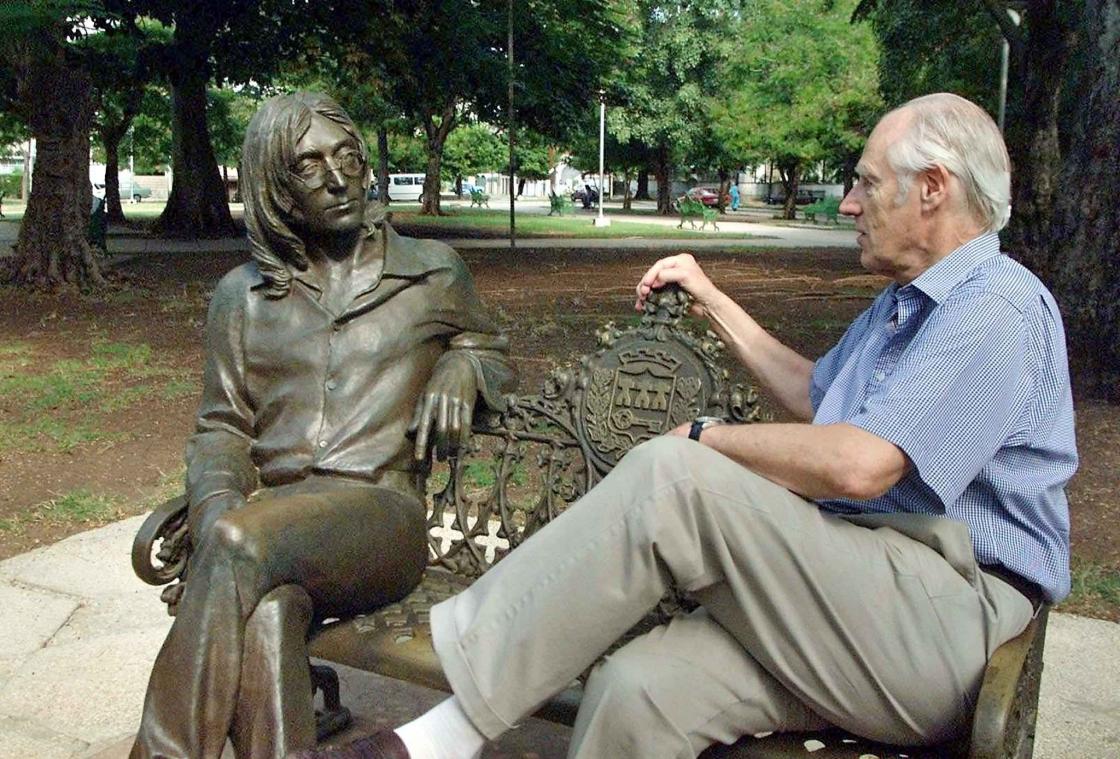 'Vijfde Beatle' George Martin is overleden
