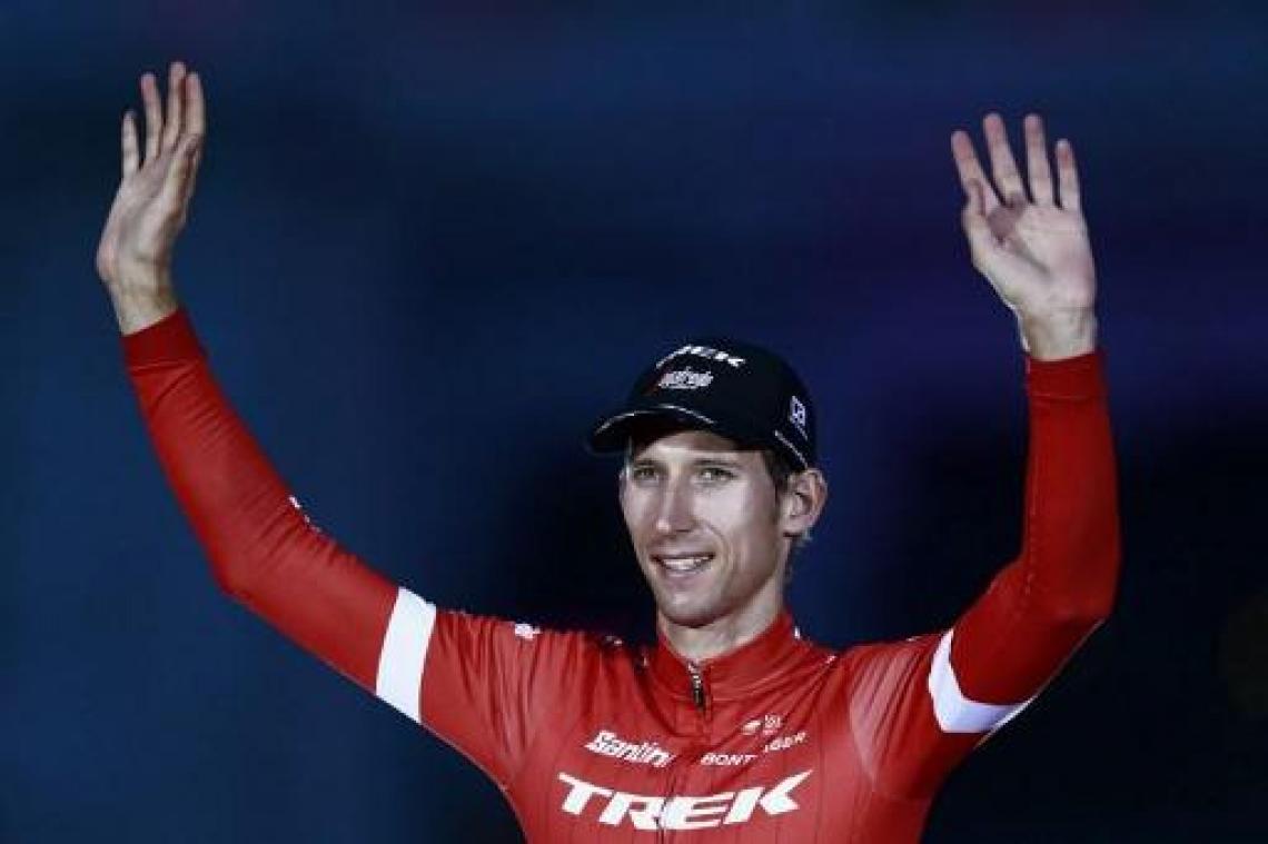 Mollema pakt de bloemen in Italië