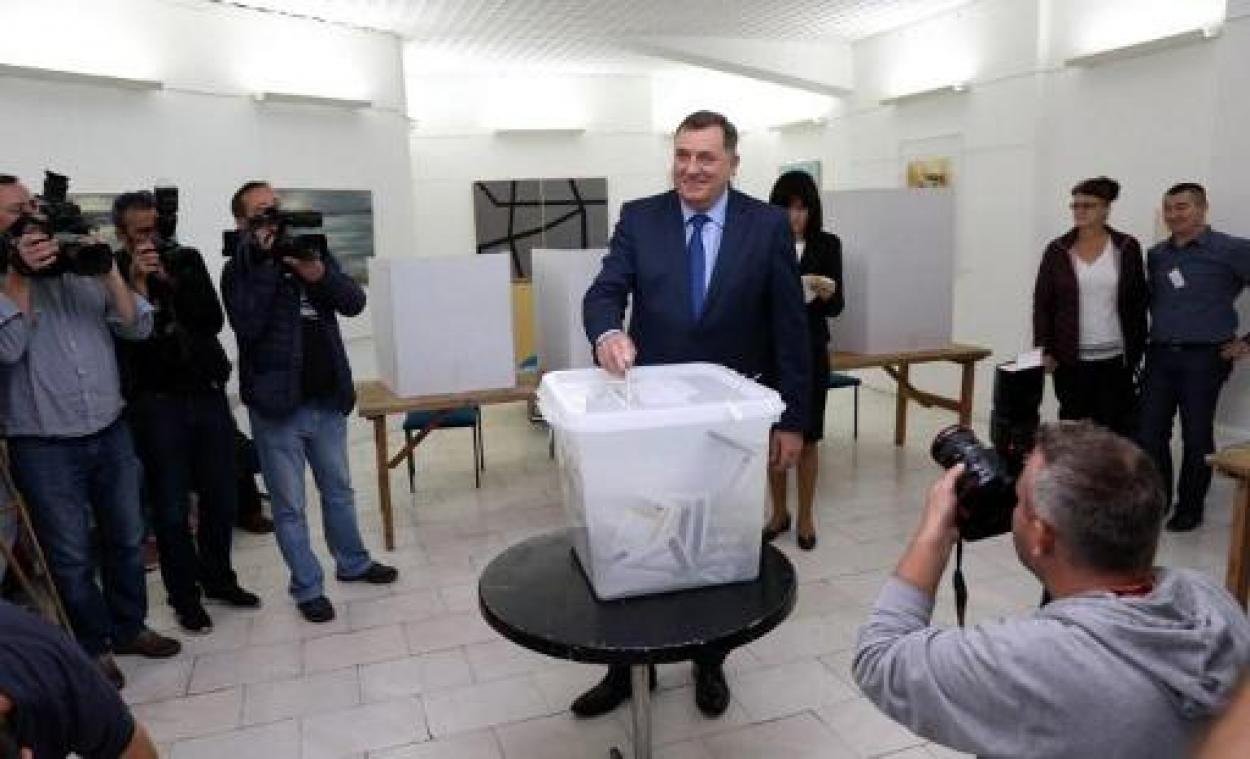 Verkiezingen Bosnië en Herzegovina - Nationalist Dodik eist overwinning op bij Serviërs