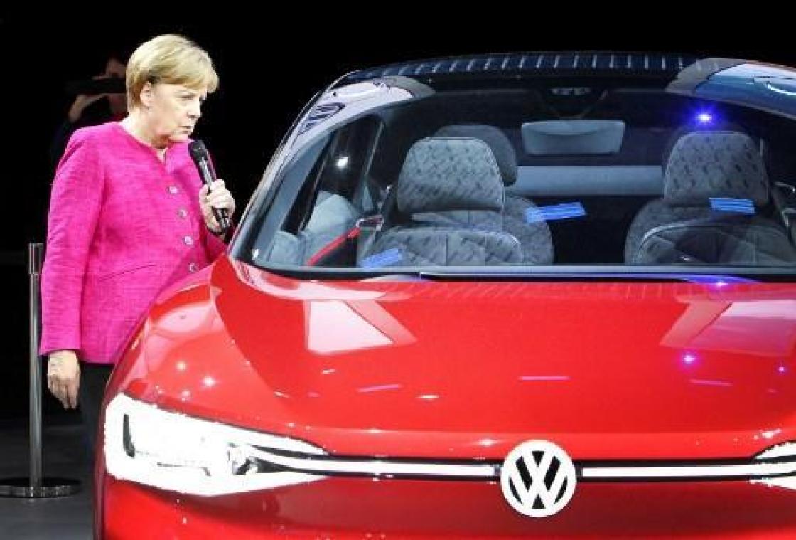 Europese milieuministers zoeken nog steeds naar akkoord over inperking CO2-uitstoot auto's