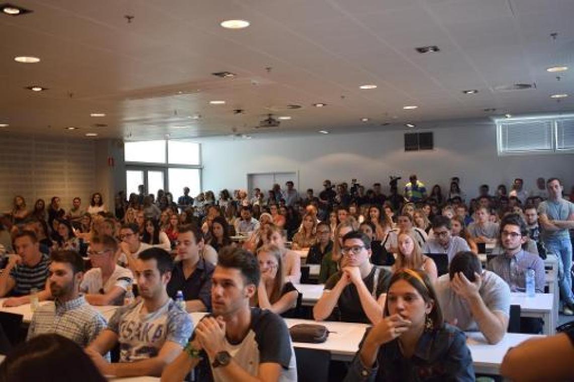 Iets minder studenten aan Vlaamse hogescholen