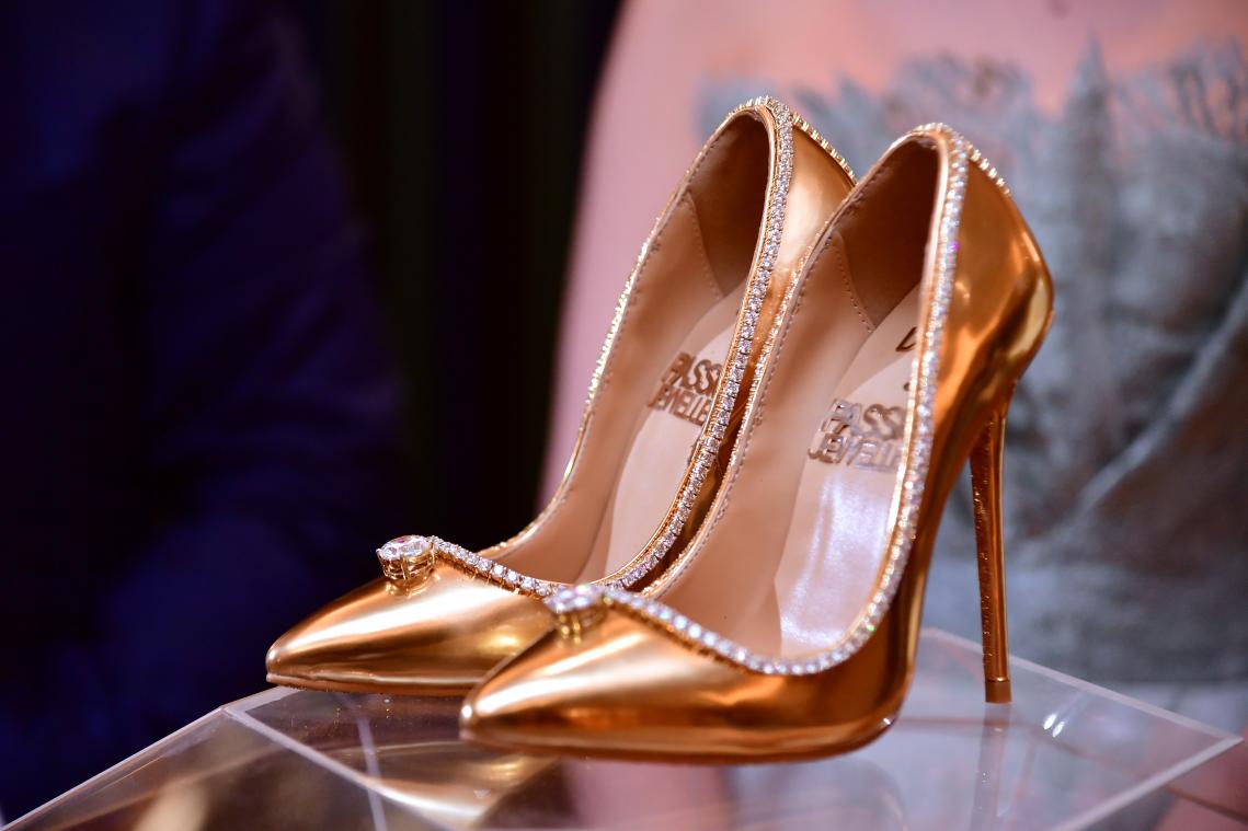 Duurste schoenen ooit kosten 15 miljoen euro