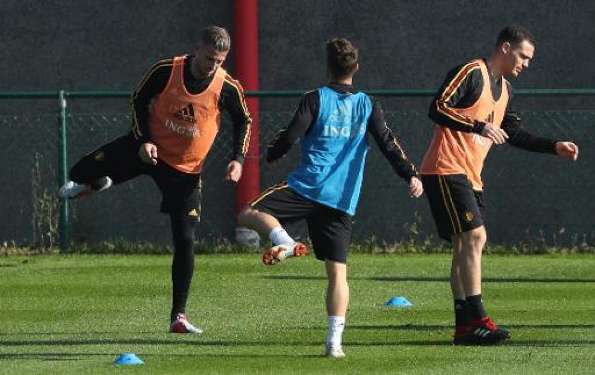 Vermaelen vervangt geblesseerde Vertonghen tegen Zwitserland