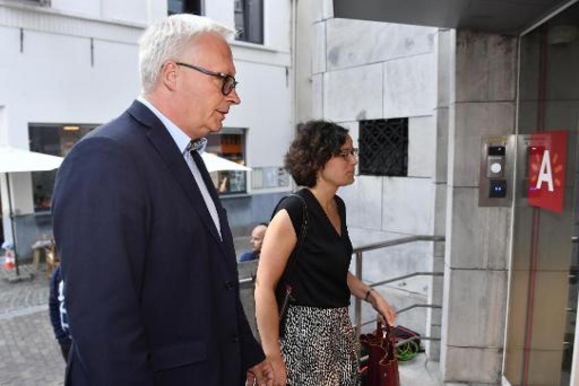 De Wever start reeks informatieve gesprekken