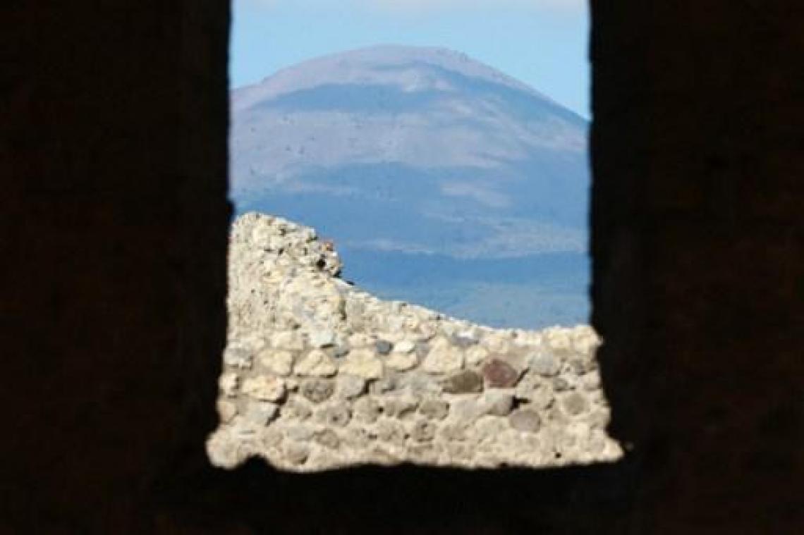 Uitbarsting Vesuvius mogelijk later dan gedacht na vondst in Pompeii