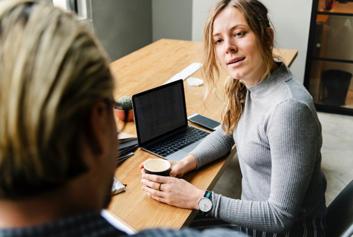 Vervelende collega's op het werk? Zo ga je ermee om