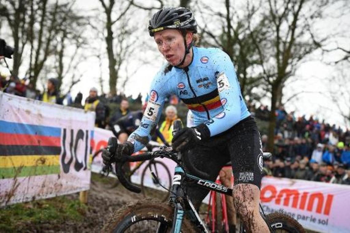 Kim Van De Steene wint bij de vrouwen, Annemarie Worst blijft leidster