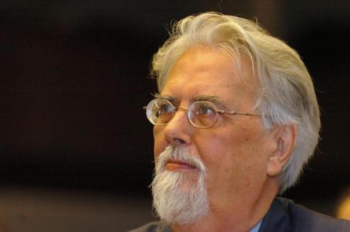 Oud-journalist Hugo De Ridder overleden