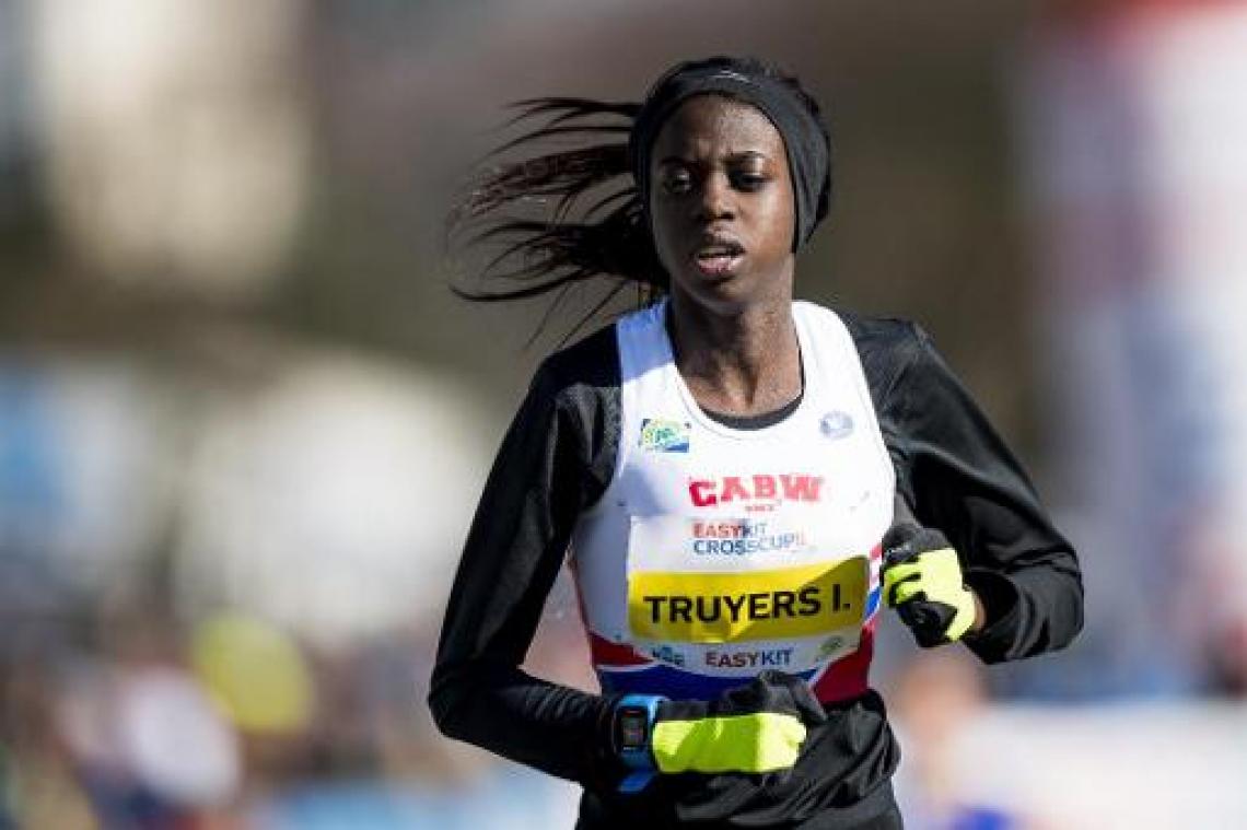 Titelverdedigster Imana Truyers grijpt meteen weer de leiding bij de vrouwen