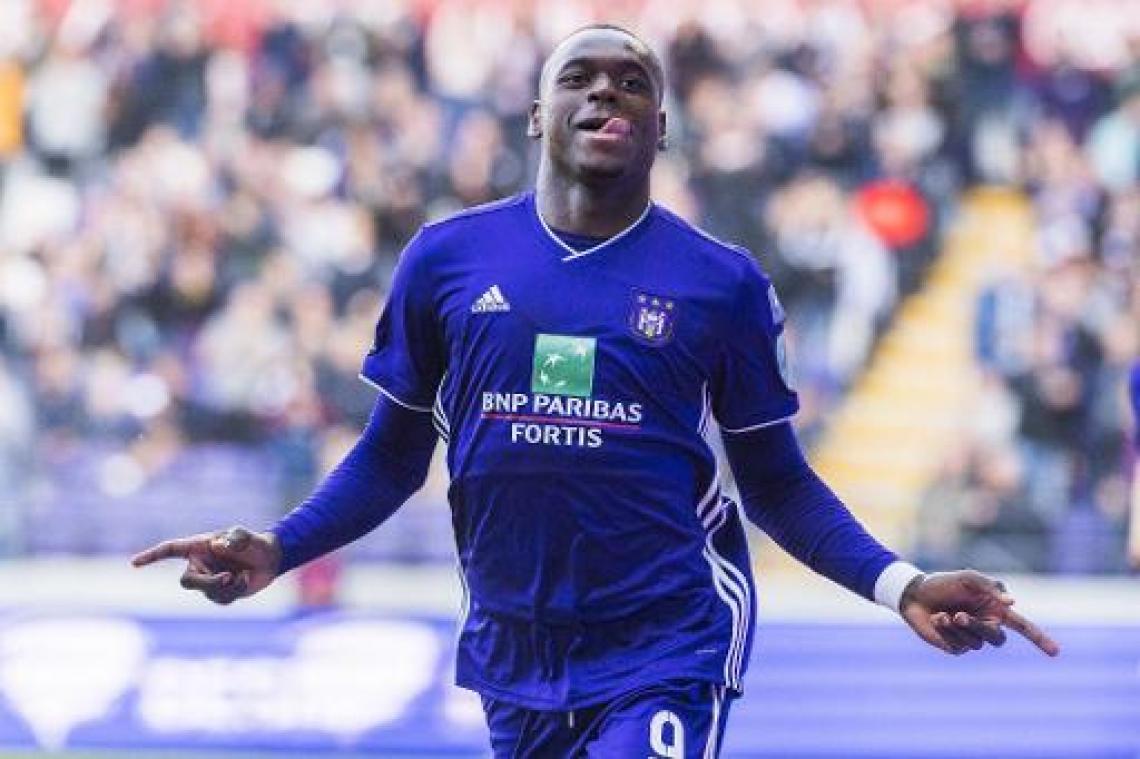 Anderlecht zet Cercle Brugge opzij na hattrick van Dimata