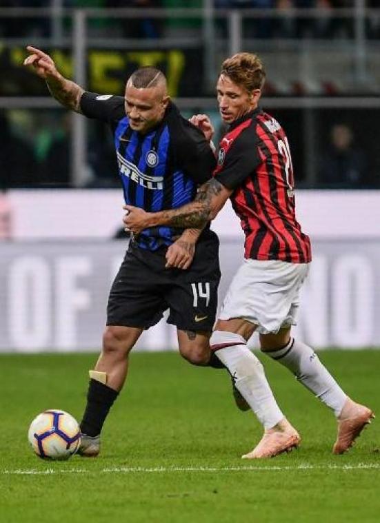 Belgen in het buitenland - Icardi schenkt Inter de zege in Derby della Madonnina, blessure voor Nainggolan