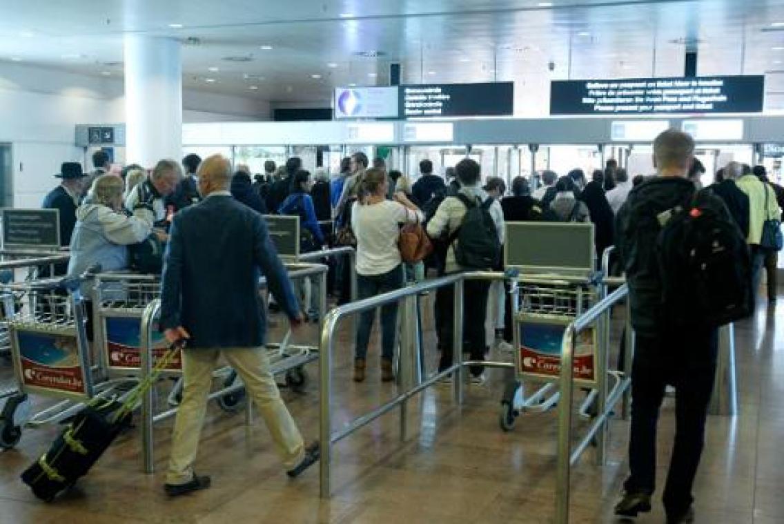 Bijna 29.000 illegale gezondheidsproducten ontdekt op luchthavens Zaventem en Luik