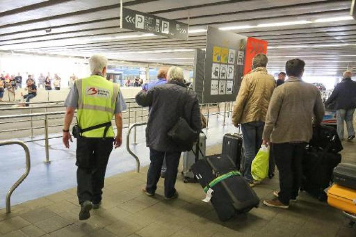 300-tal personen overnachtte op de luchthaven