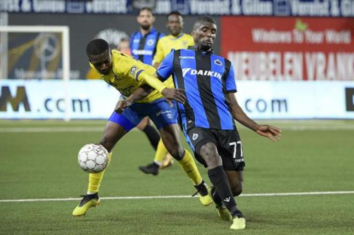 Jupiler Pro League - Flaterend Club Brugge morst met de punten op Staaien