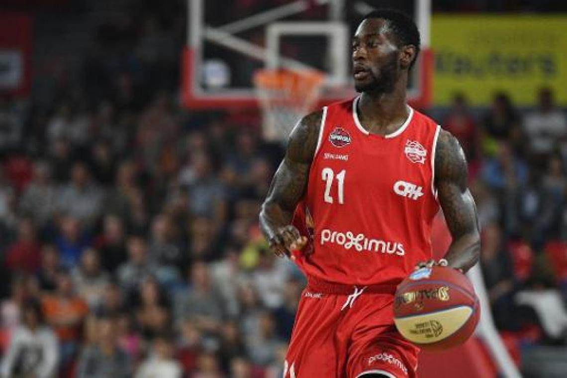 Charleroi wint overtuigend bij Antwerp Giants