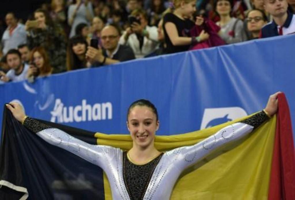 WK turnen - Derwael (allround, balk en brug) en Klinckaert (allround) naar finales, vrouwenteam 11e