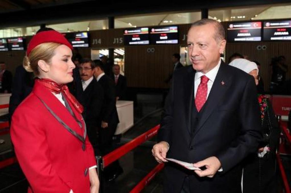 Erdogan huldigt nieuwe internationale luchthaven van Istanboel in