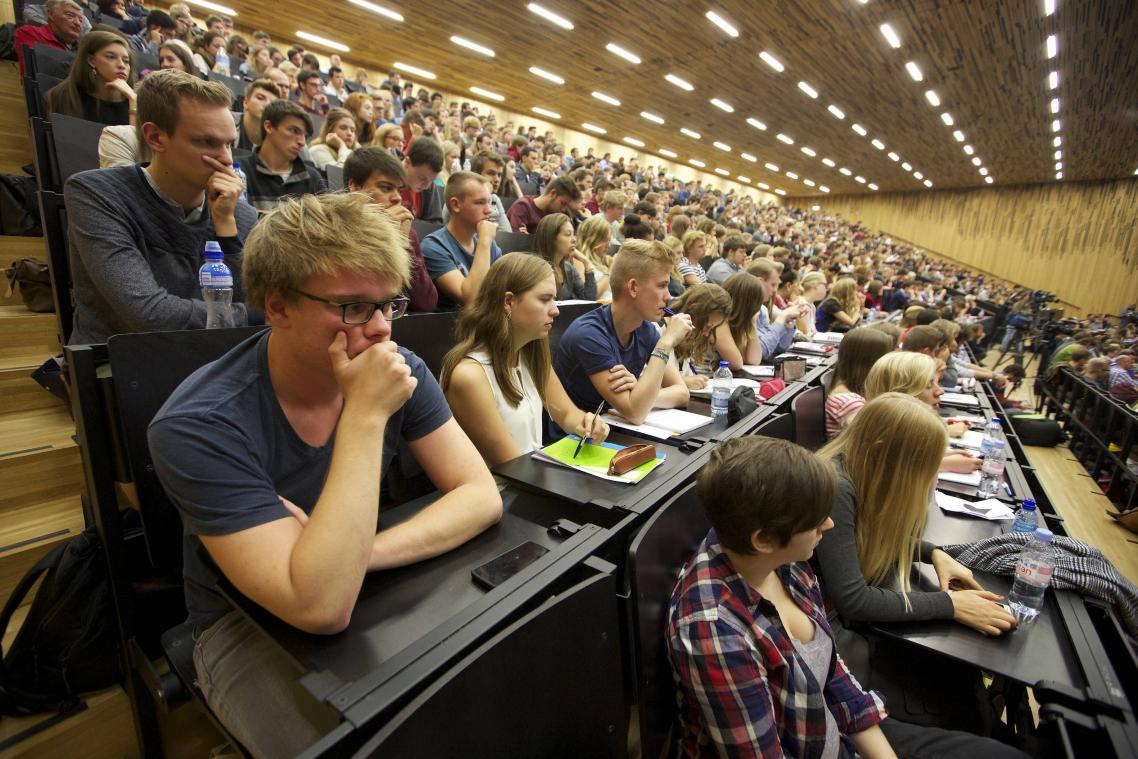 Handel in examenvragen wordt aan banden gelegd