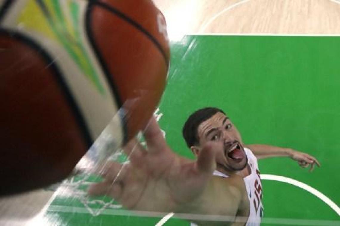 Thompson zet driepunterrecord op straffe veertien