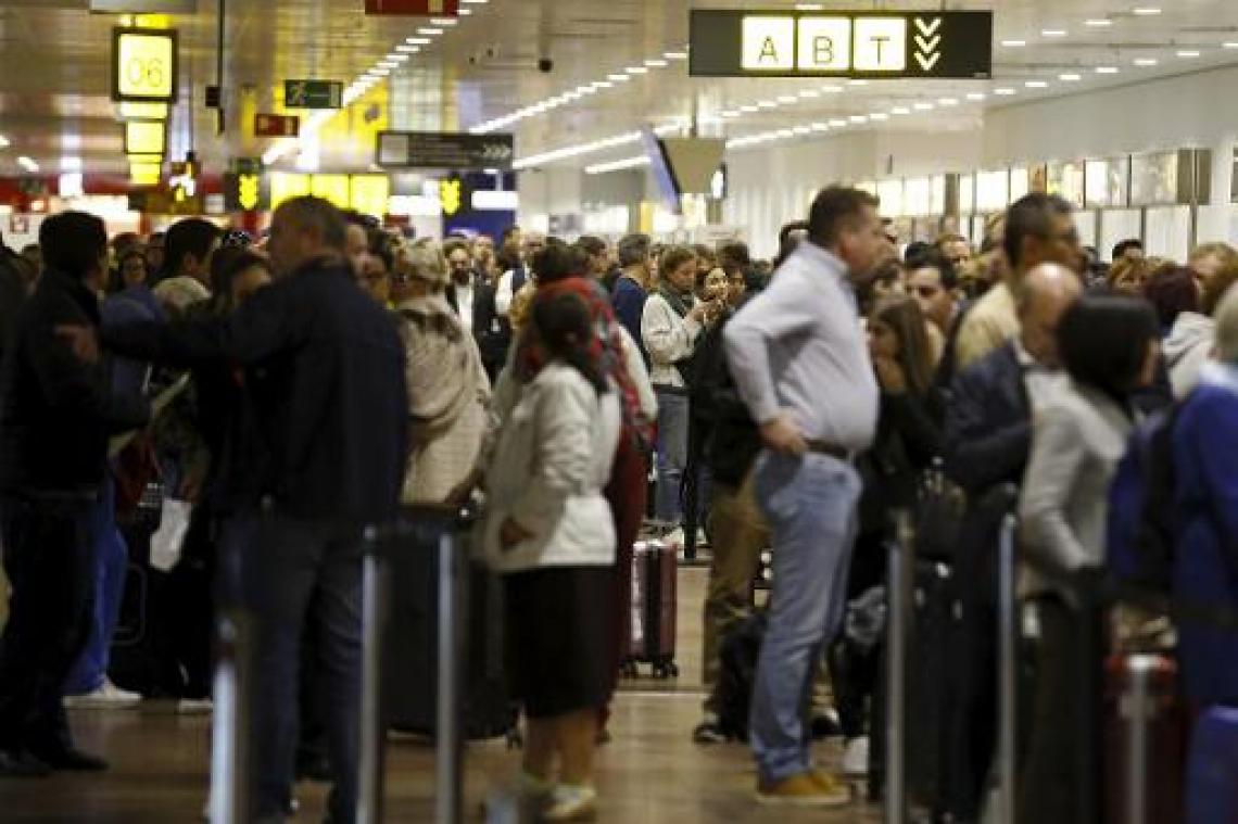 Vandaag 140 vluchten geannuleerd door staking Aviapartner