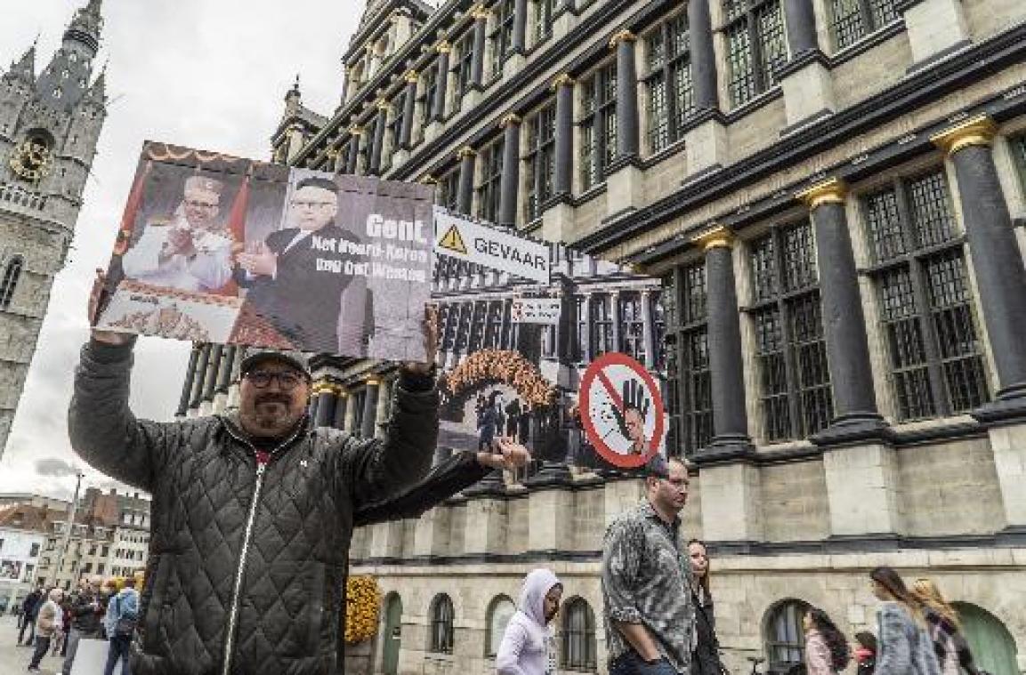 Manifestatie tegen Filip Watteeuw als burgemeester van Gent