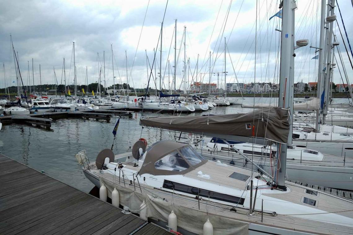 Twaalf vluchtelingen onderschept in Nieuwpoort