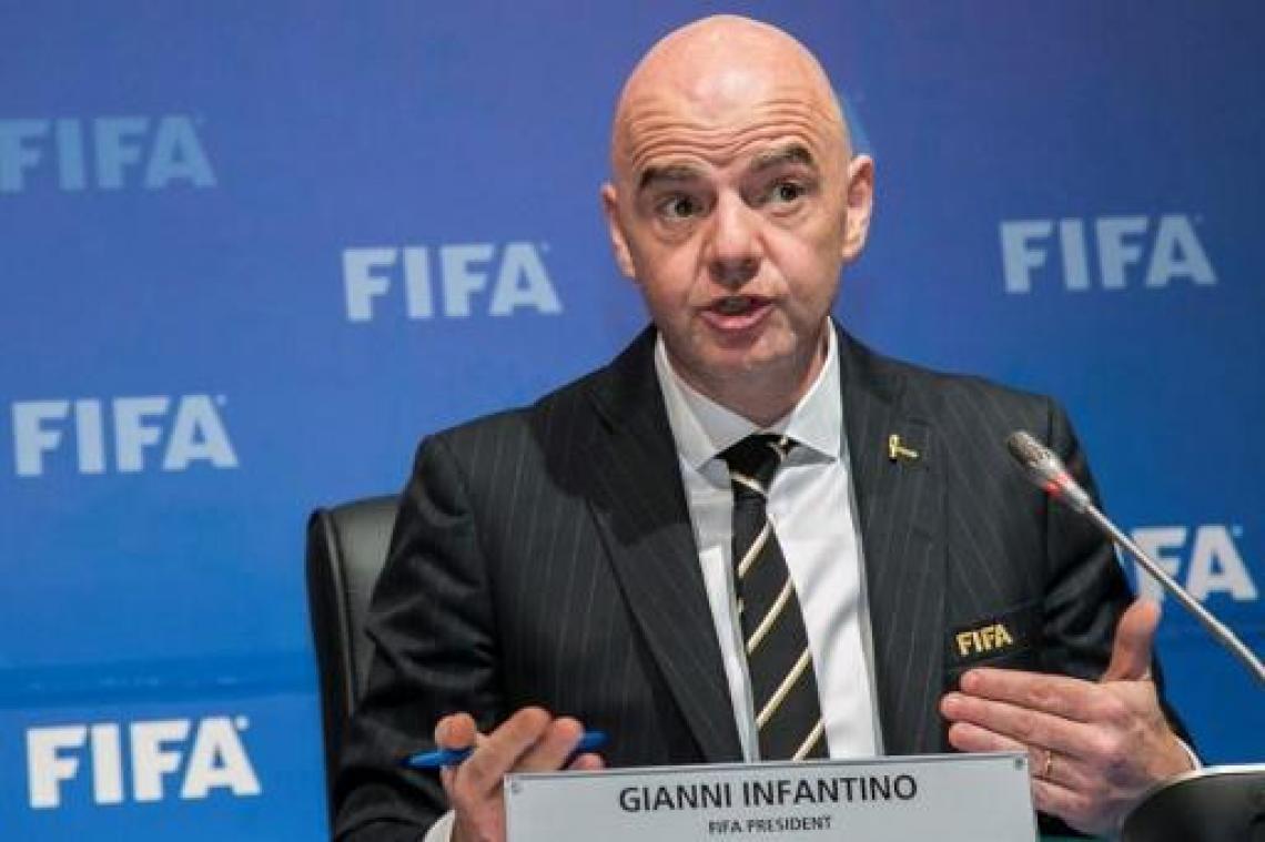 FIFA-voorzitter Infantino hielp PSG en Manchester City bij financieel gesjoemel