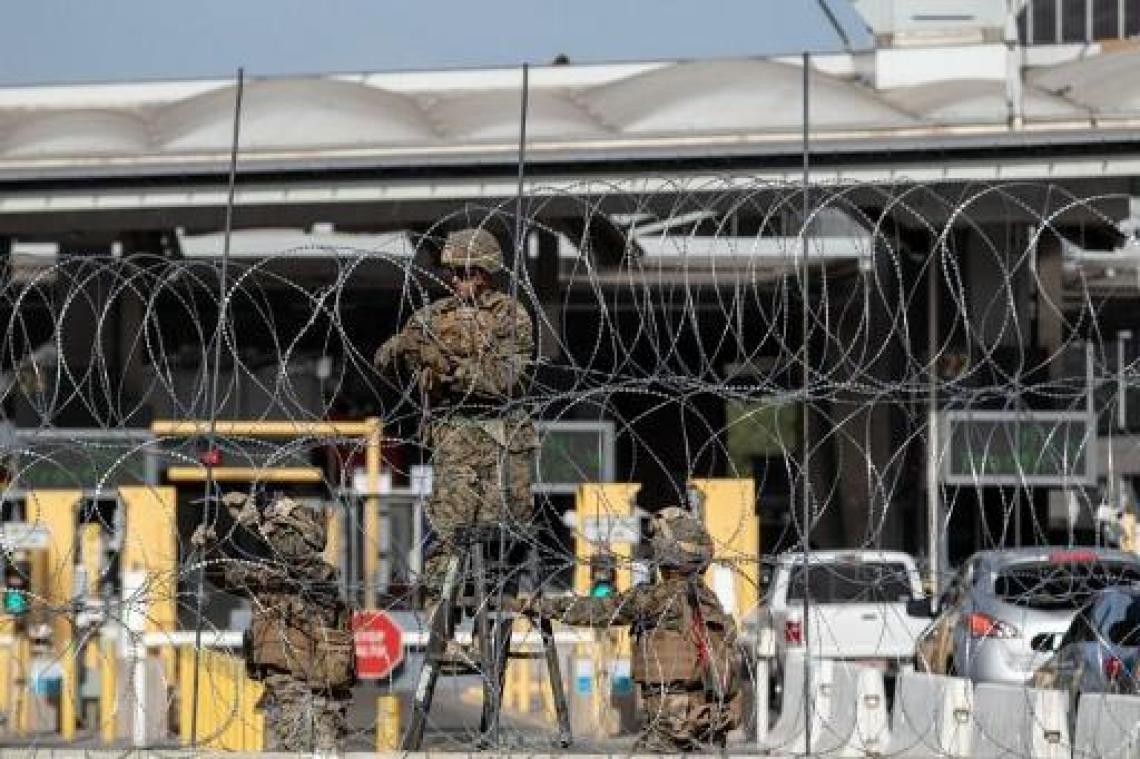 Paar honderd migranten uit Centraal-Amerika bereiken grens met de VS
