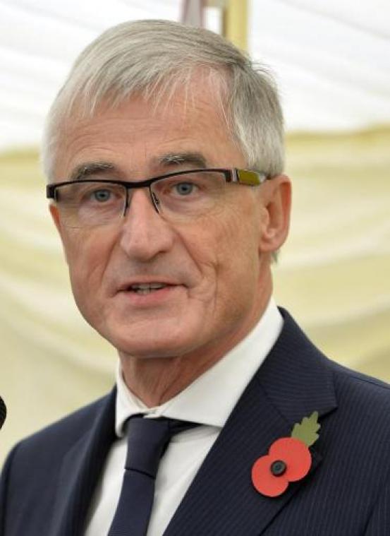 Bourgeois hoopt op "verantwoordelijkheidszin" bij Britten over brexit