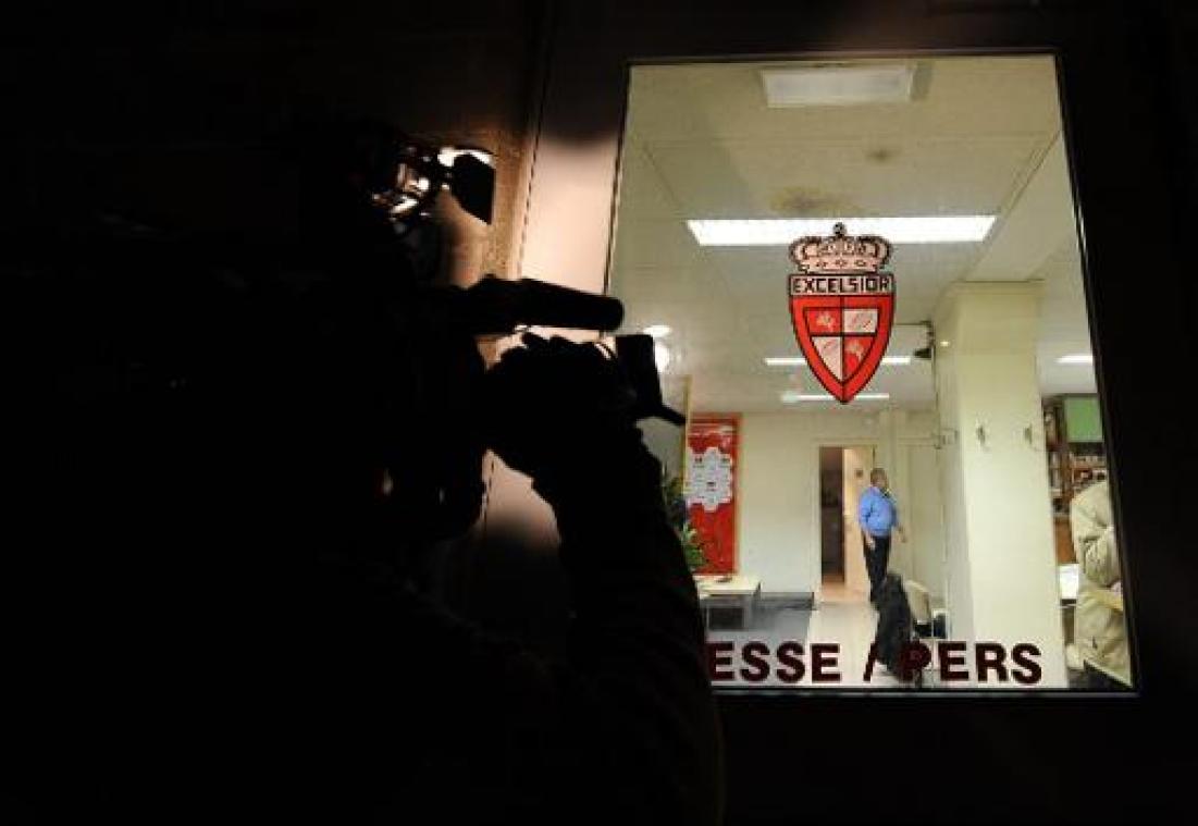 Speurders voeren huiszoekingen uit bij voetbalclub Moeskroen, BAS en KBVB