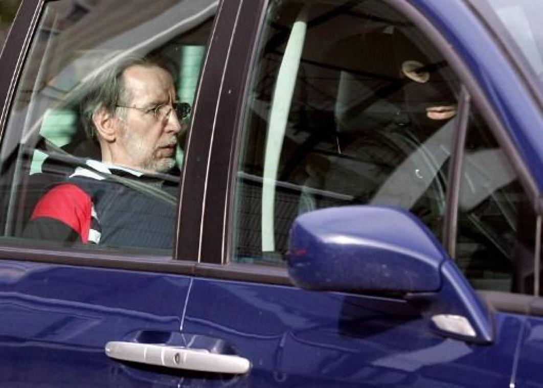 Proces Fourniret: medebeschuldigde Monique Olivier legt warrige getuigenis af