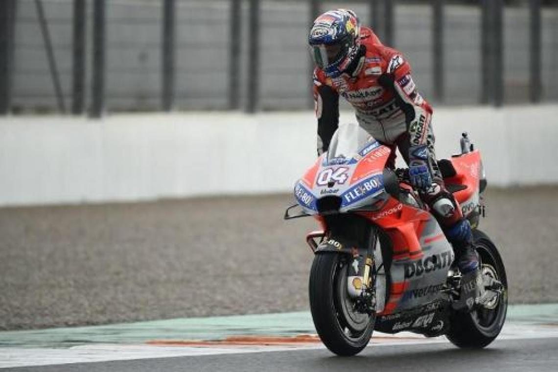 Andrea Dovizioso wint uitgeregende slotmanche in MotoGP