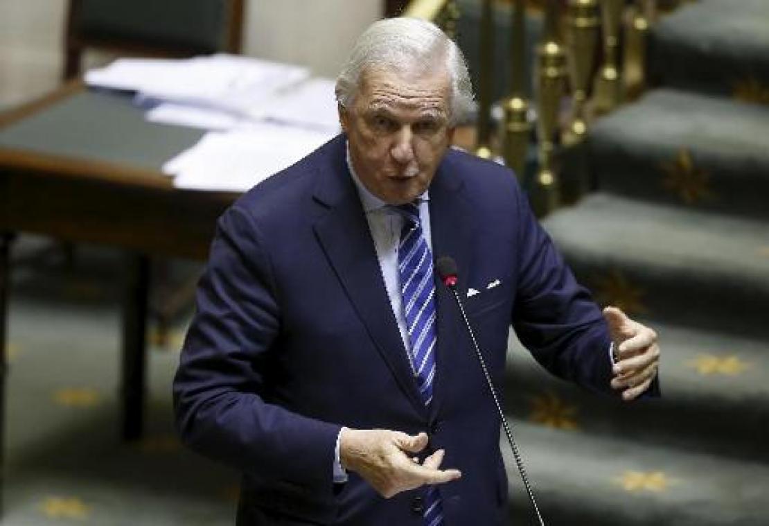 Onderwijsbonden boos omdat Bacquelaine terugkomt op toezeggingen over pensioenberekening